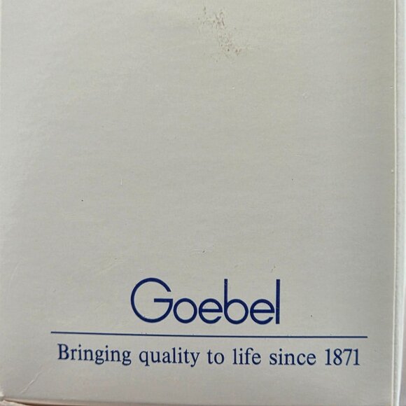 Goebel Hummel Angel Bell Ornament 1994 Green Angel with Clown Nineteenth Edition - Picture 11 of 11